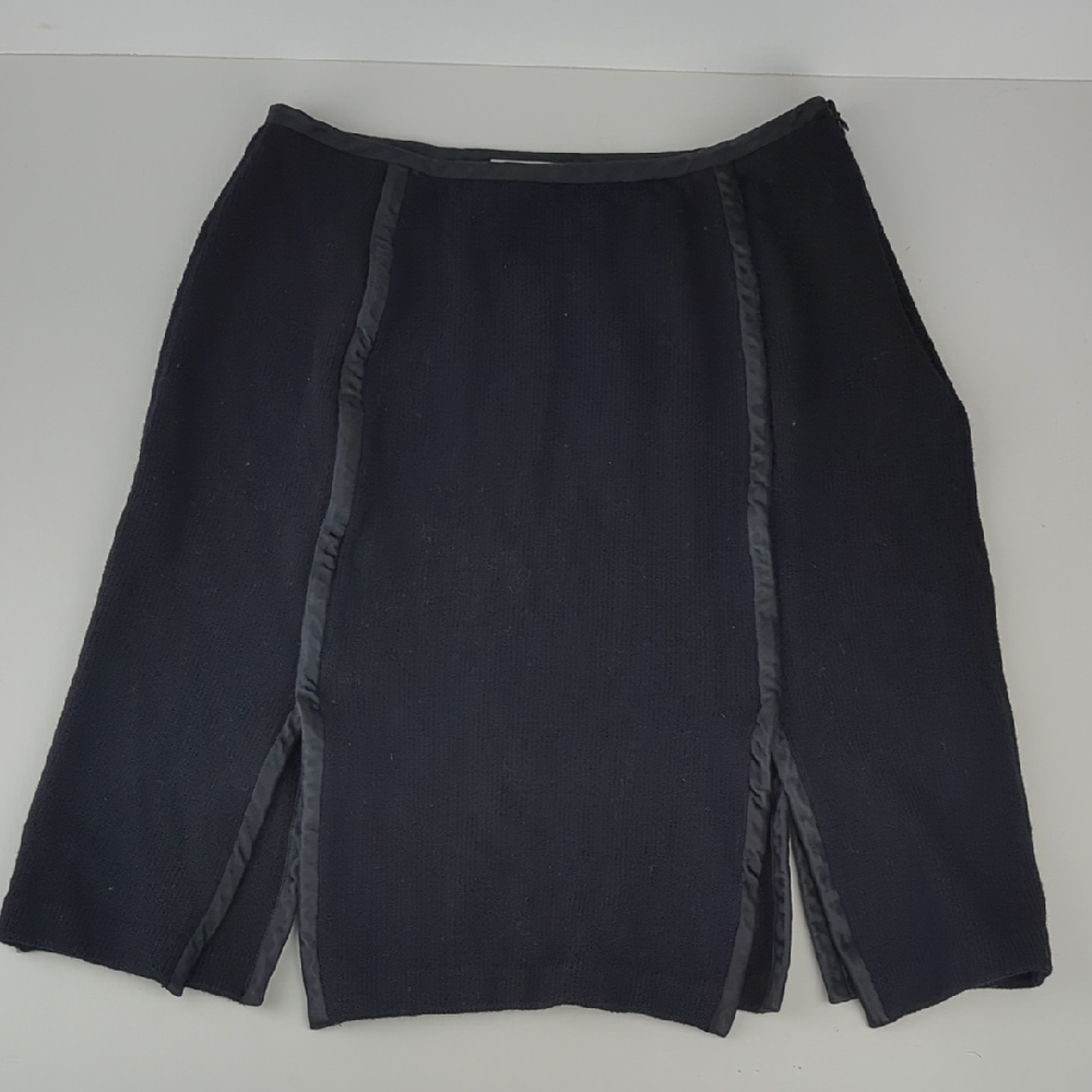 ST JOHN Collection Santana Black Knit Panel Slit Mini Skirt